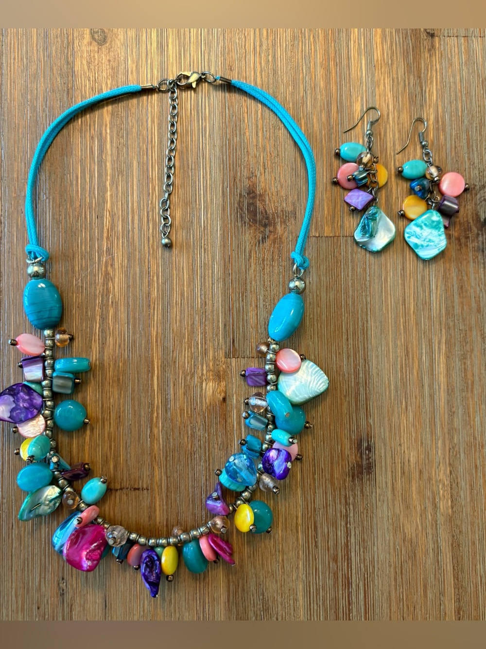 Colorful necklace & earring set